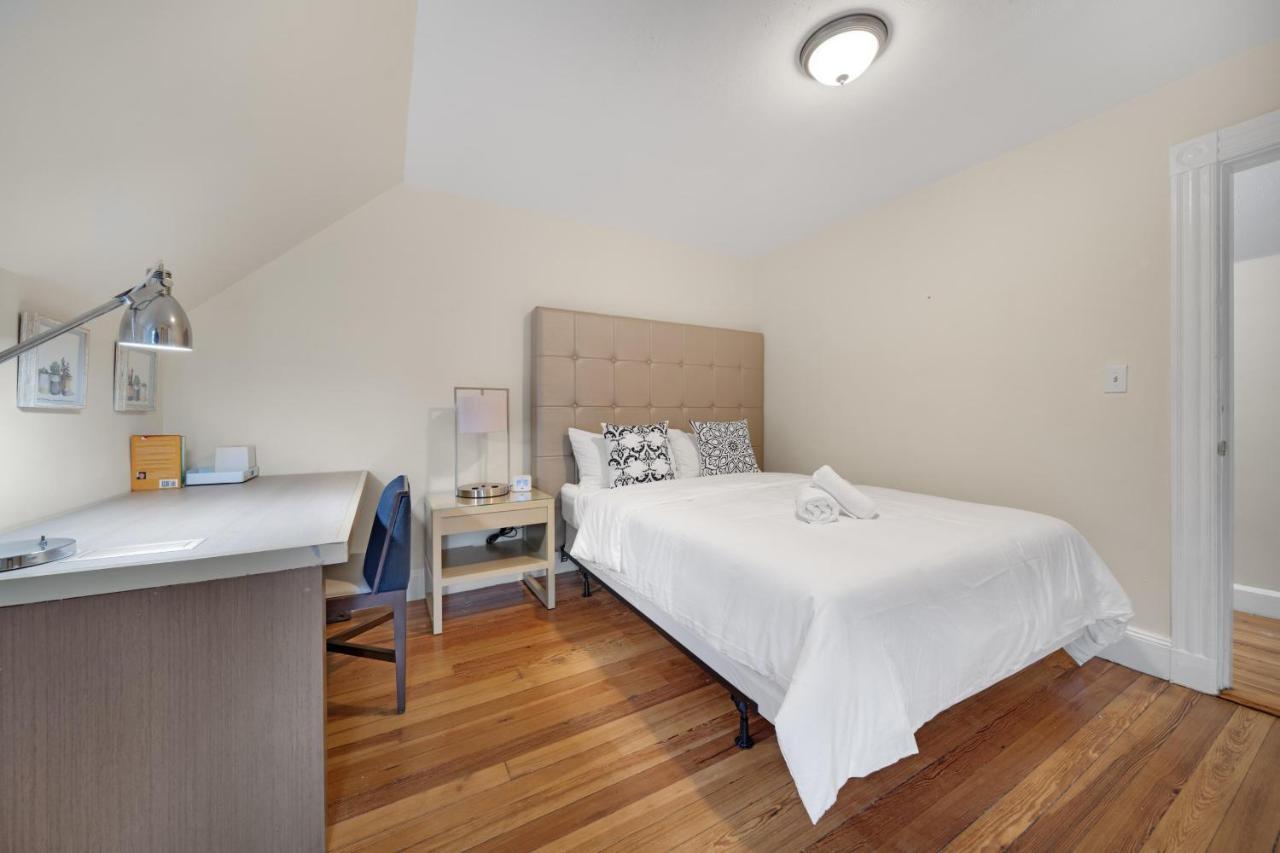 5Br 2Bh Bright & Spacious Apt In Brighton Boston Zewnętrze zdjęcie