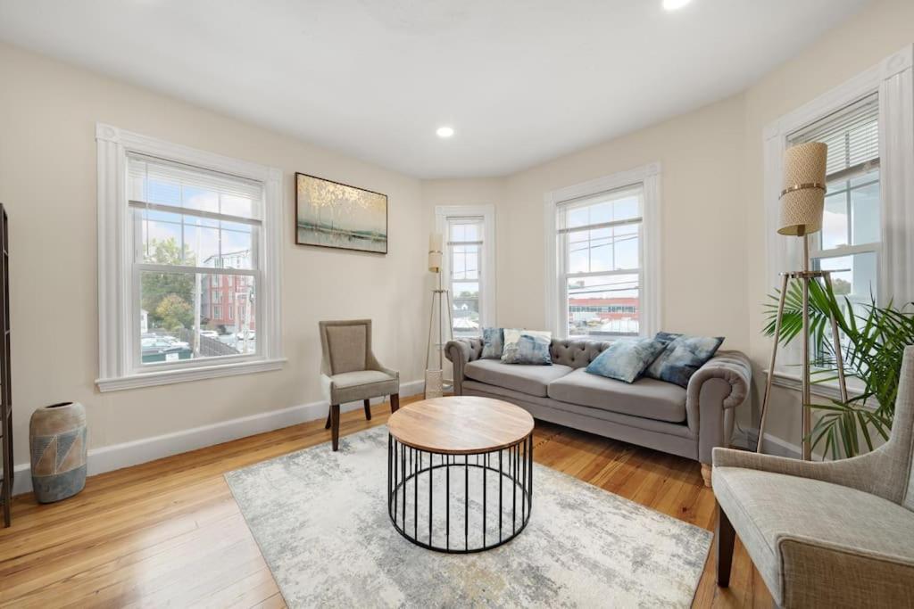 5Br 2Bh Bright & Spacious Apt In Brighton Boston Pokój zdjęcie